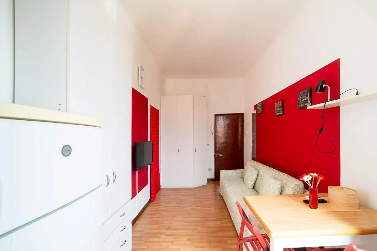 Hbhall Navigli 21 Milano Appartamento